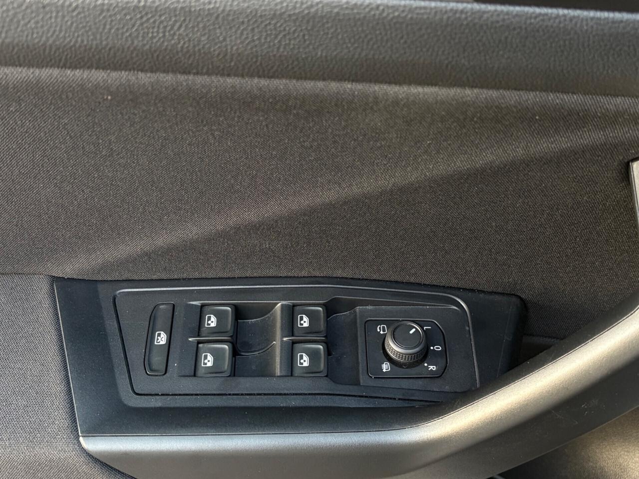 Volkswagen T-Roc 2.0 TDI TOTAL BLACK