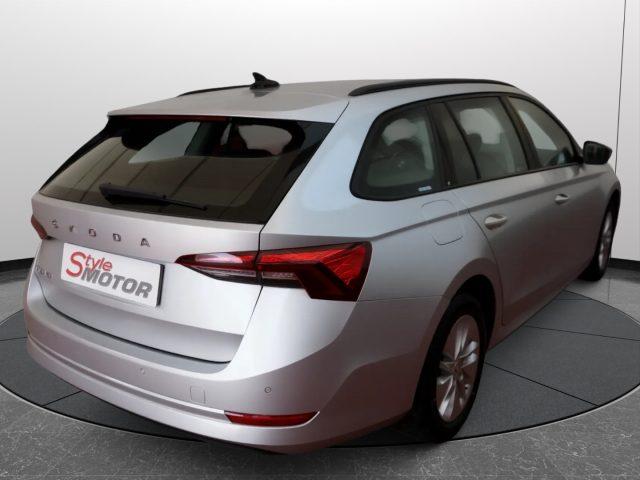 SKODA Octavia 2.0 TDI EVO SCR DSG Wagon Executive