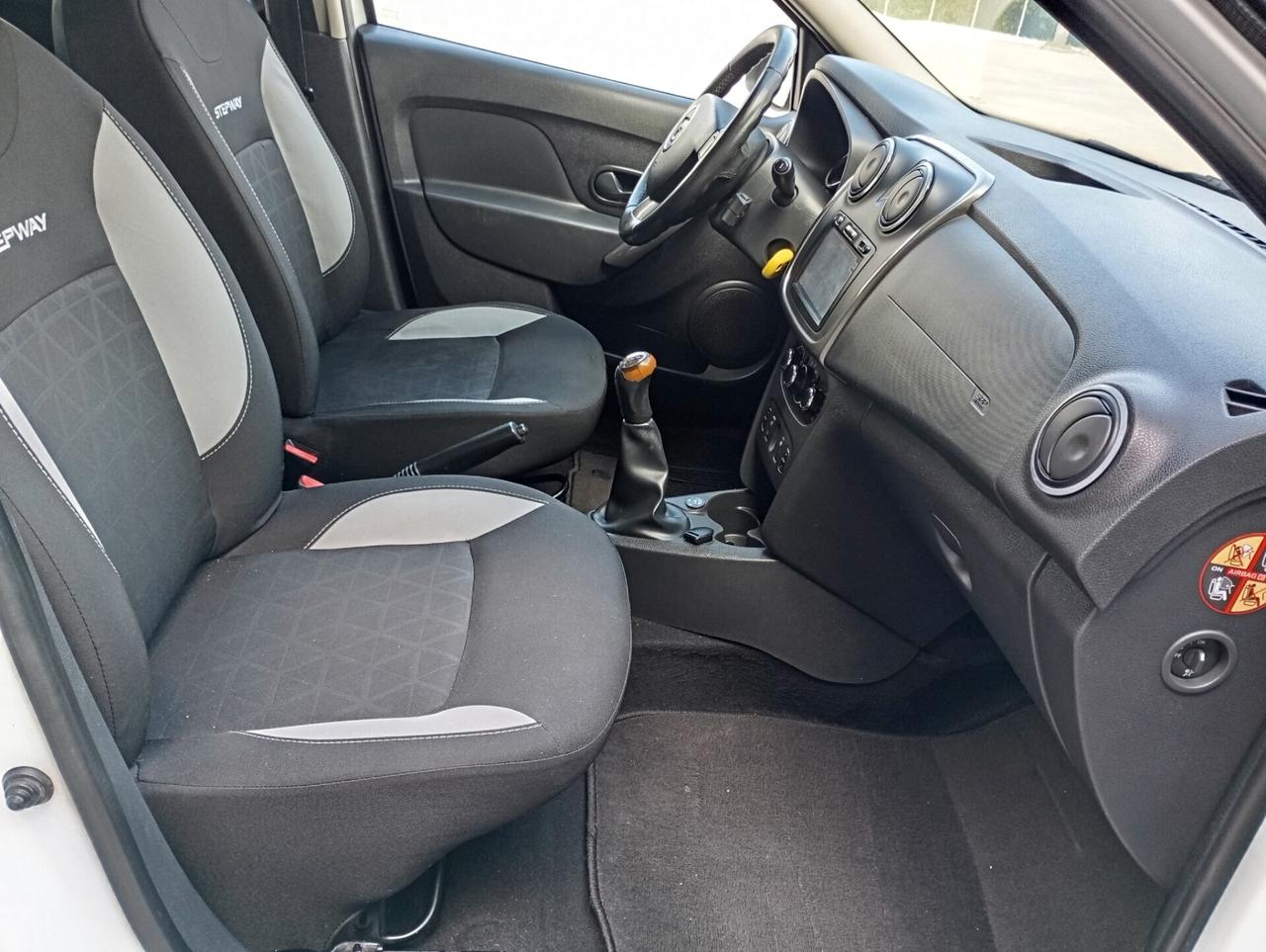 Dacia Sandero Stepway 0.9 TCe GPL 90CV Prestige