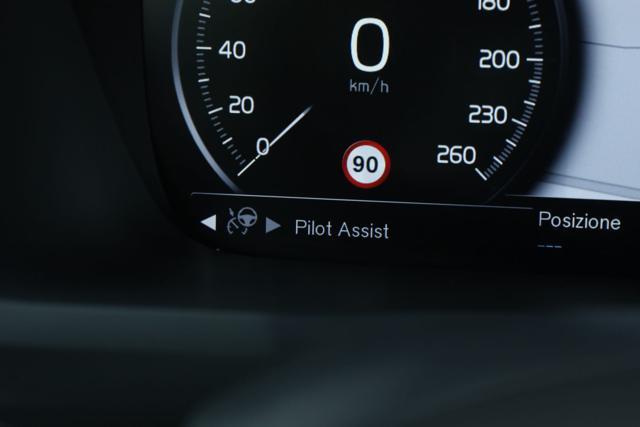 VOLVO XC90 B5 (d) AWD Geartronic 7 posti Inscription 4x4