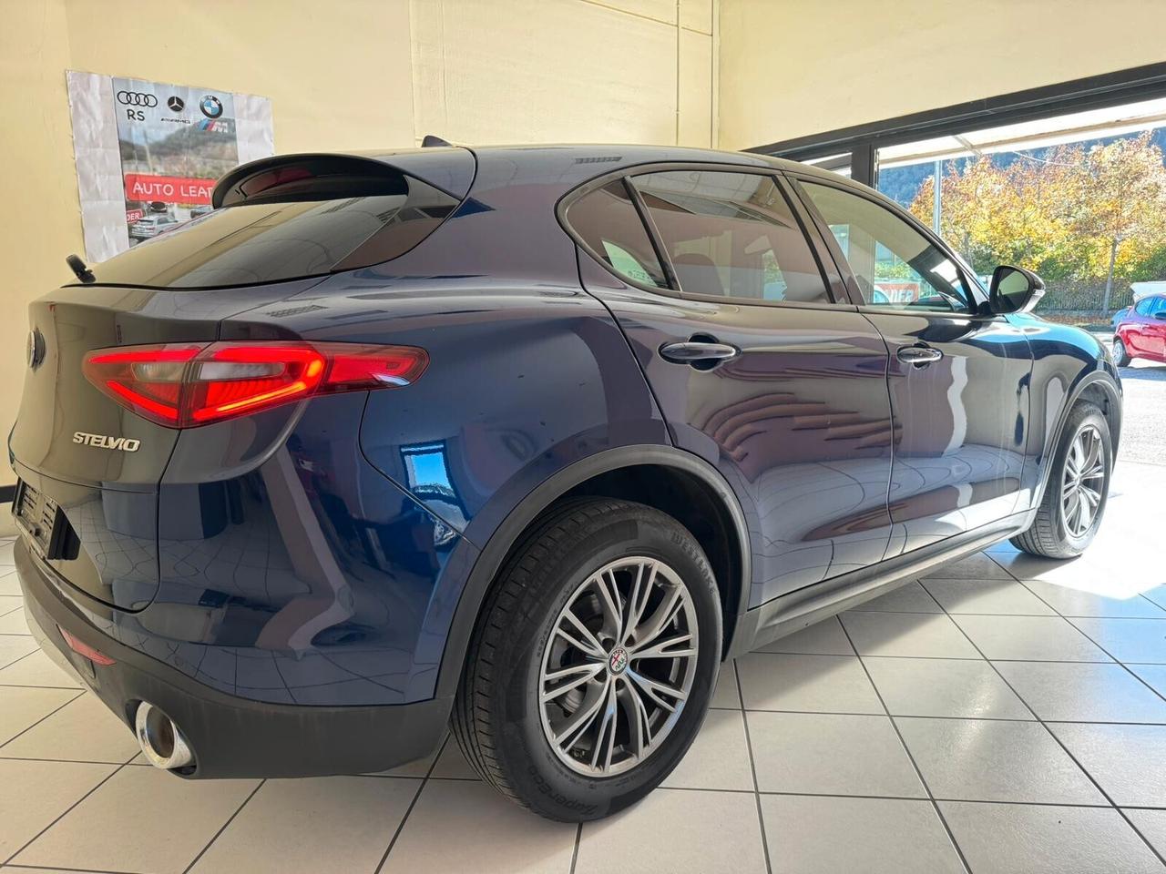 Alfa Romeo Stelvio 2.2 Turbodiesel 210 CV AT8 Q4 Executive