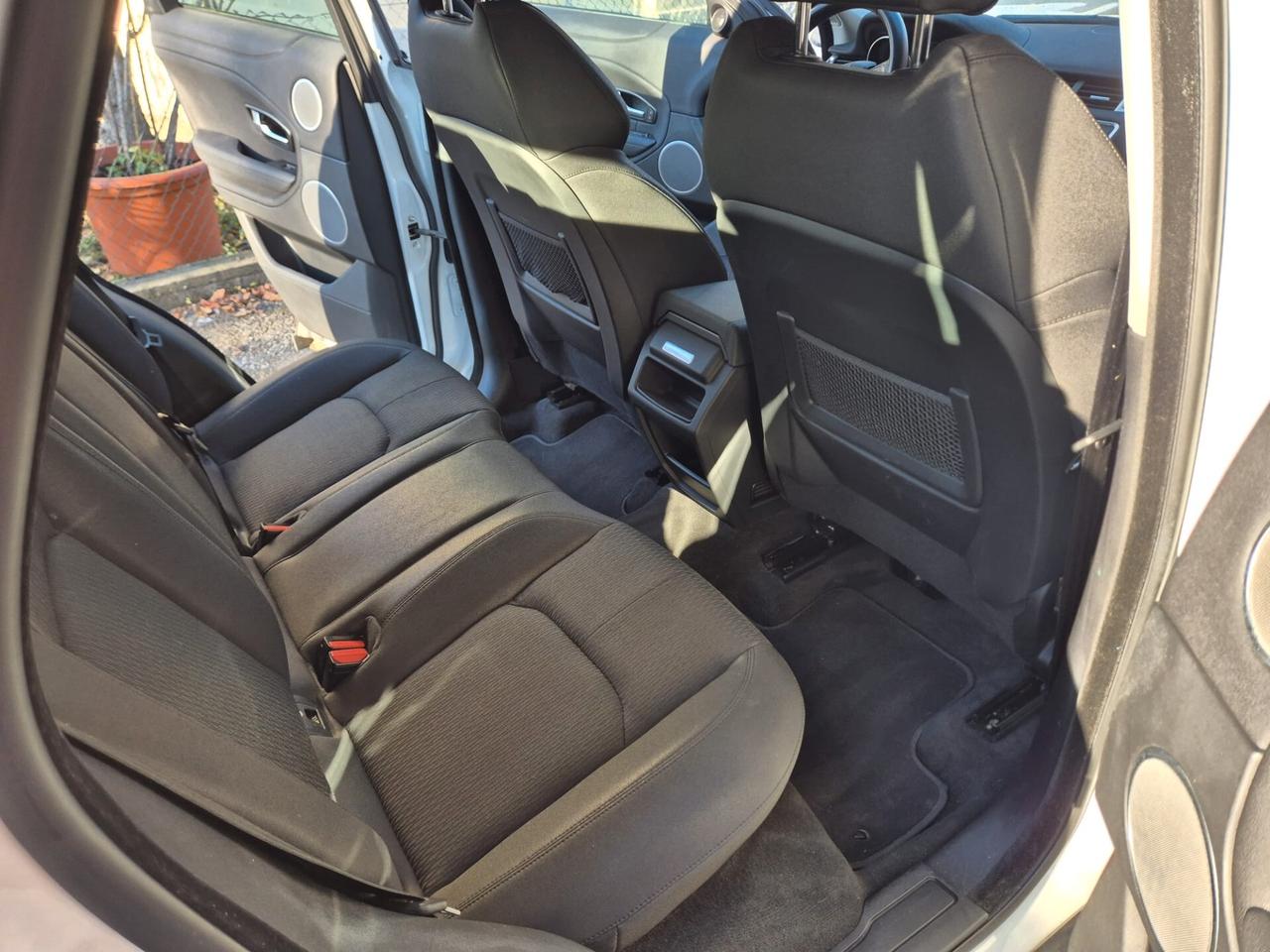 Land Rover Evoque 2.0 td4 Pure 150cv