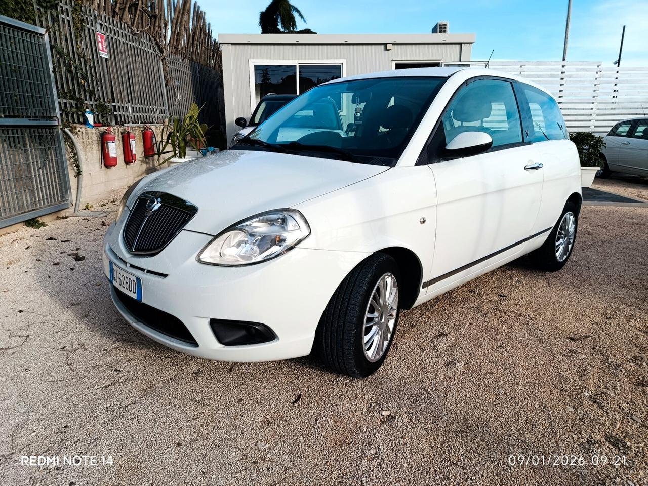 Lancia Ypsilon 1.3 MJT 75 CV Elle
