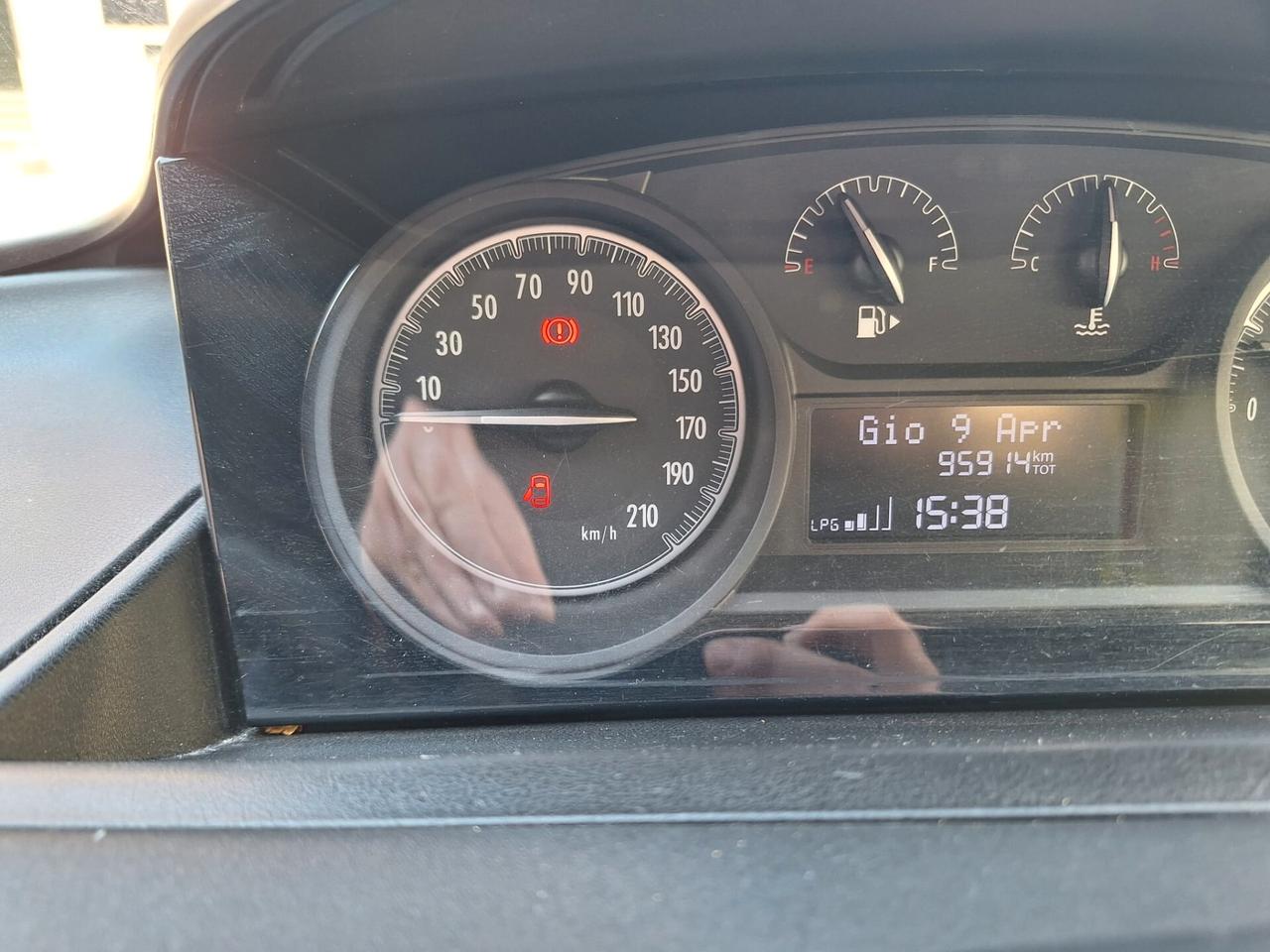 Lancia Ypsilon 1.2 69 CV 5 porte GPL Ecochic Silver