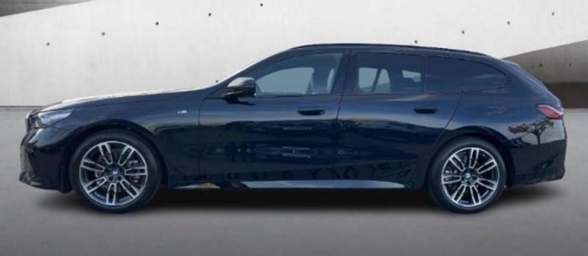 Bmw 520 520d 48V xDrive Touring Msport AUTO A NOLEGGIO