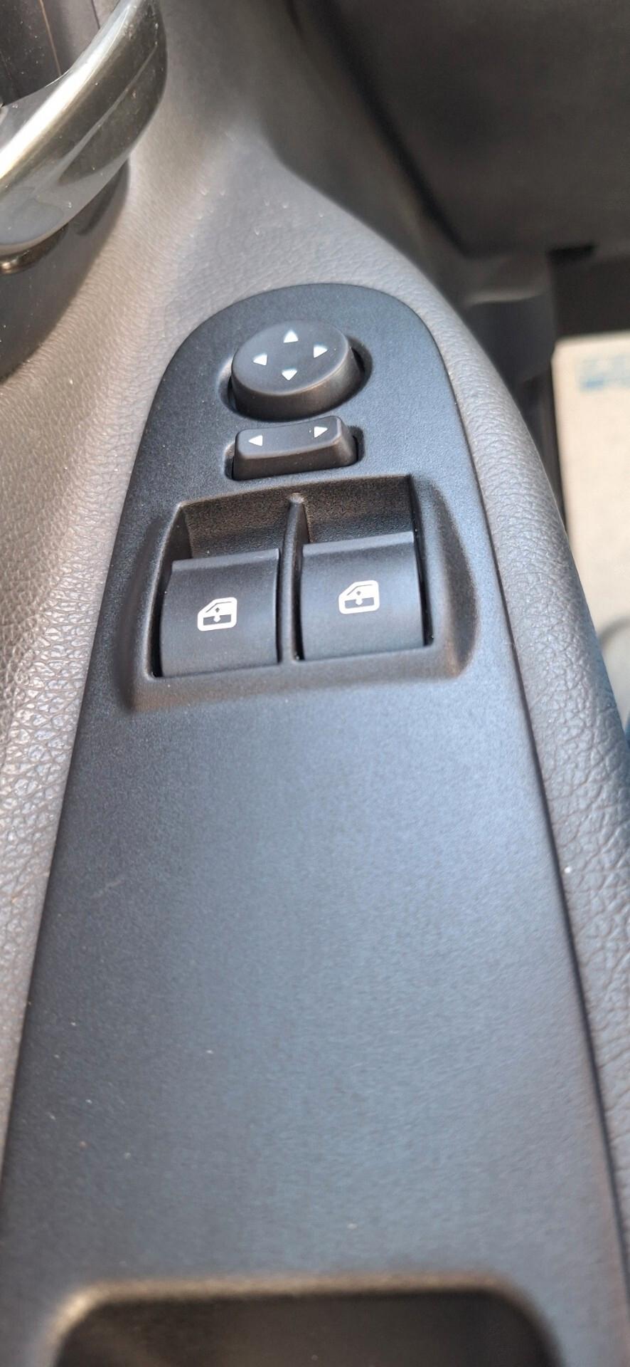 Lancia Ypsilon 1.2 69 CV 5 porte Gold