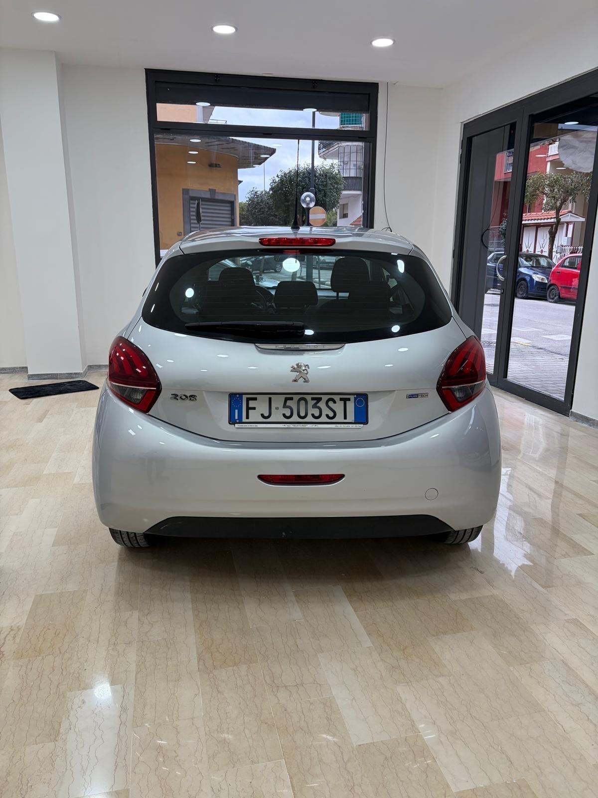 Peugeot 208 PureTech 68 3 porte Active