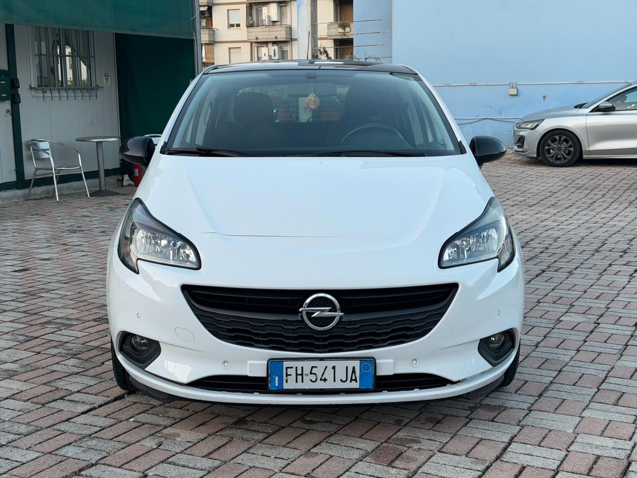 Opel Corsa 1.4 90CV GPL Tech 5 porte Innovation