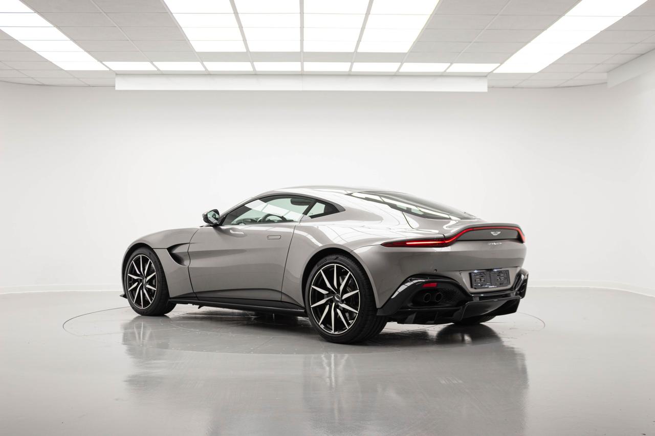 ASTON MARTIN VANTAGE COUPÉ