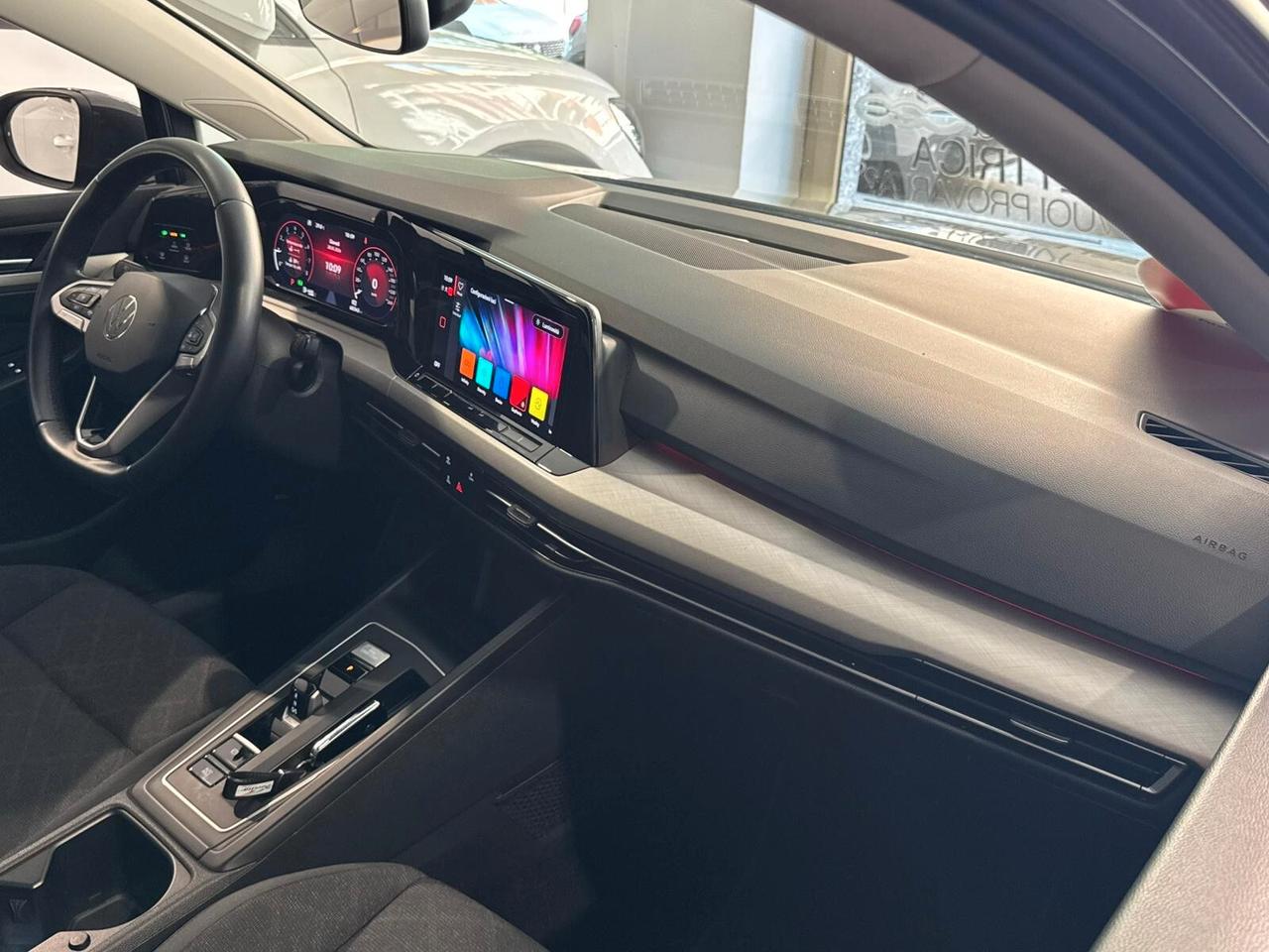 Volkswagen Golf 1.0 eTSI EVO DSG Life