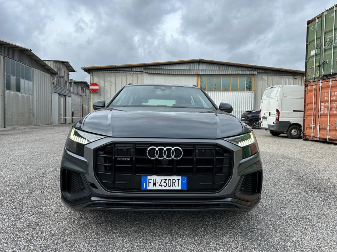 Audi Q8 45 TDI quattro tiptronic Sport tetto fari matrix