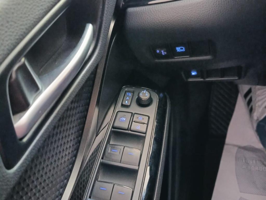 TOYOTA C-HR I 2020 - C-HR 1.8h Trend e-cvt