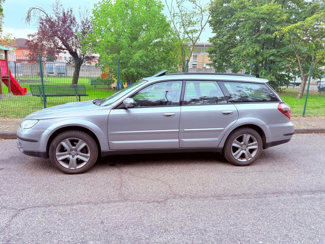 Subaru OUTBACK 2.0 - 4X4 UNICO PROP !!! 160 KM REA