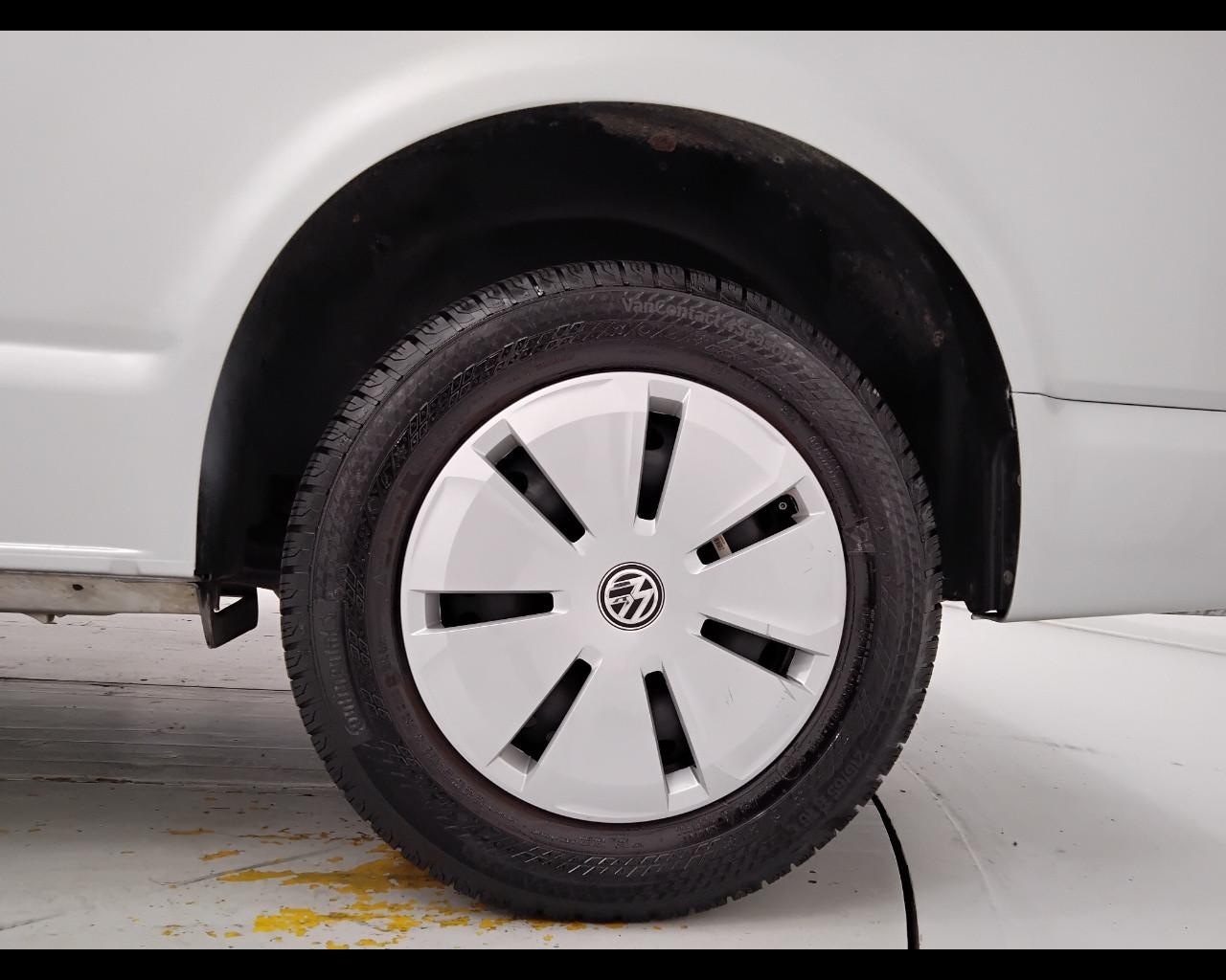VOLKSWAGEN T6.1 Caravelle 2.0 tdi 150cv Comfortline p.c. dsg7