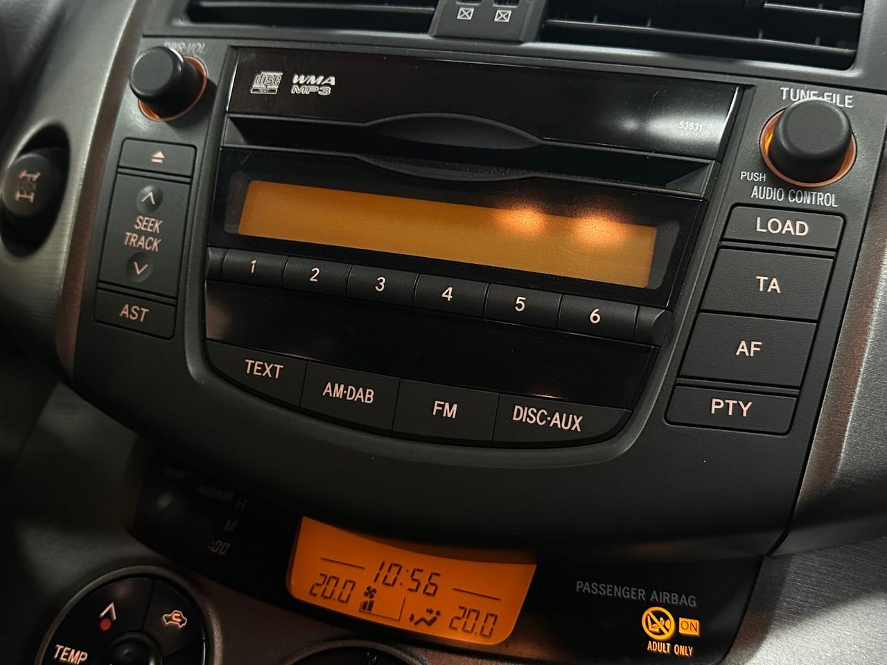 Toyota RAV 4 2.2 D-4D Exclusive #10902