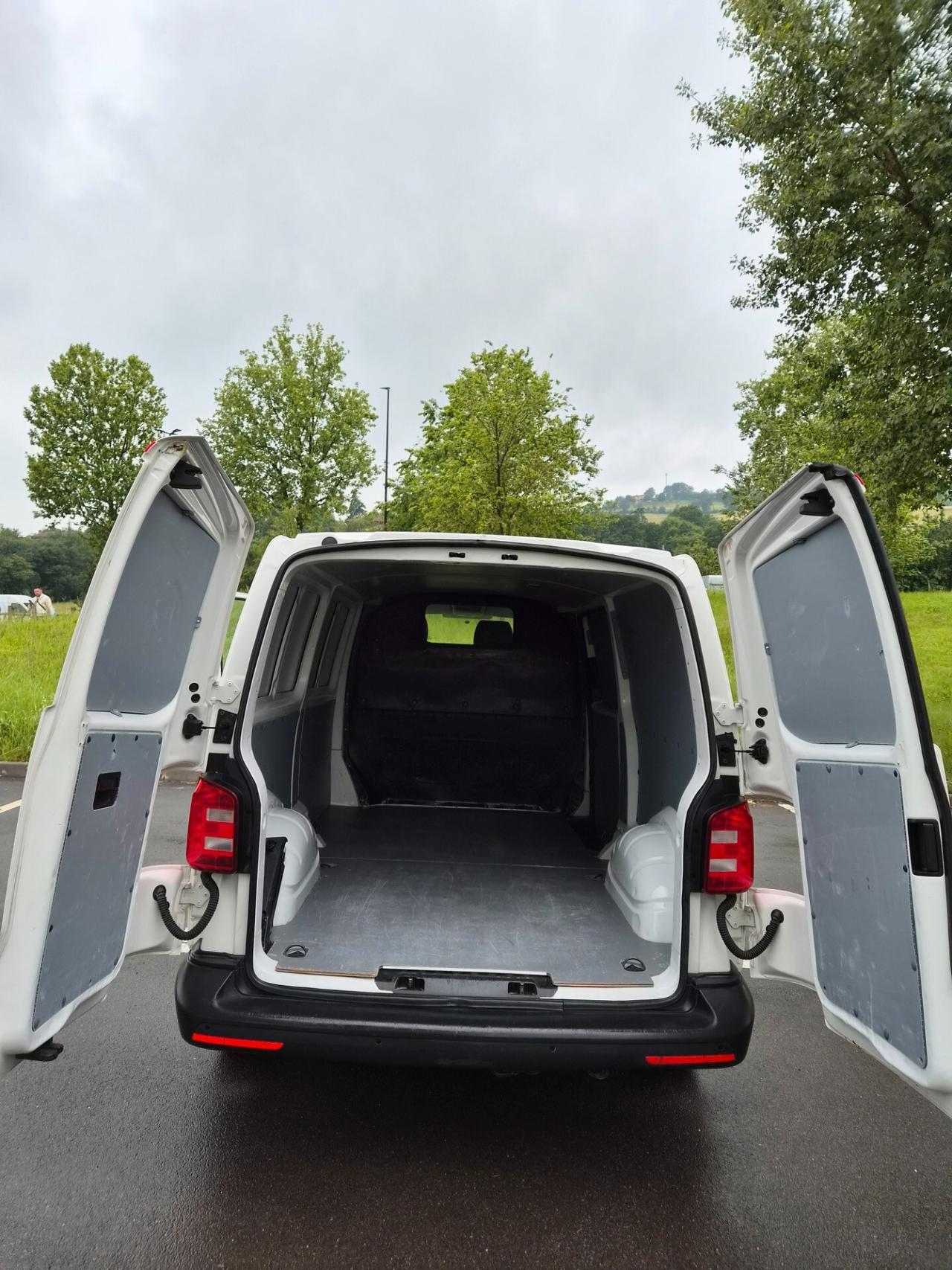 Volkswagen Transporter 2.0 TDI 102CV PC Furgone Eu6