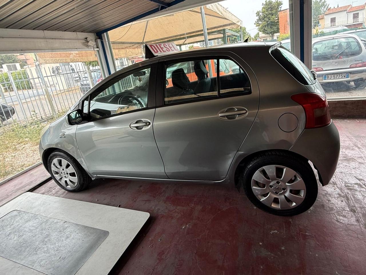 Toyota Yaris 1.4 D-4D 5 porte