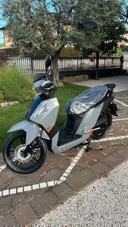 Peugeot Tweet 125 GT euro 5+ Pronta Consegna