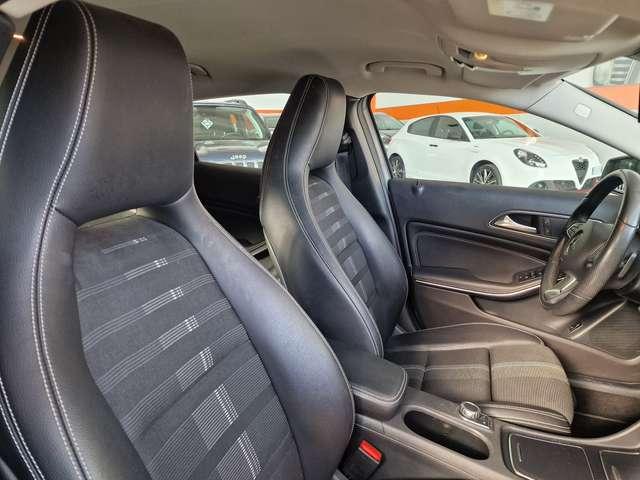 Mercedes-Benz GLA 200 GLA d Premium auto