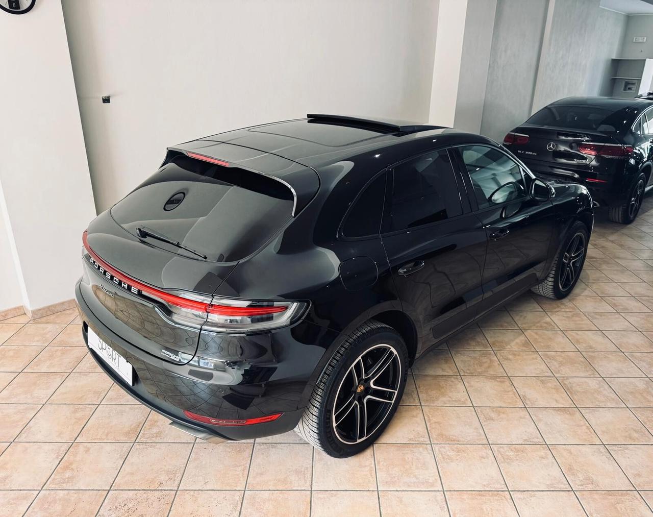 Porsche Macan 2.0 245CV TETTO PDLS+
