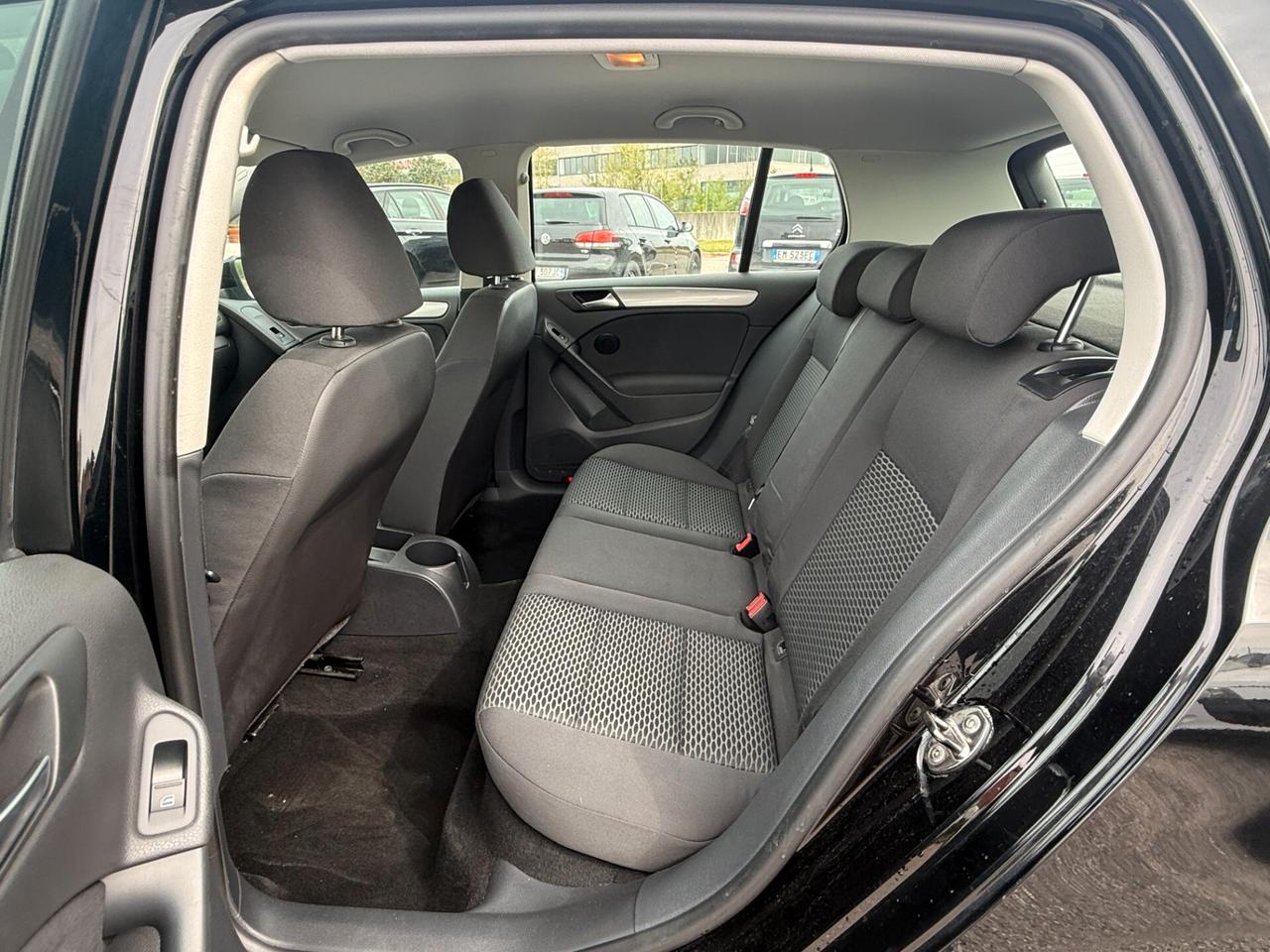 Volkswagen Golf 1.6 TDI DPF 5p. Highline