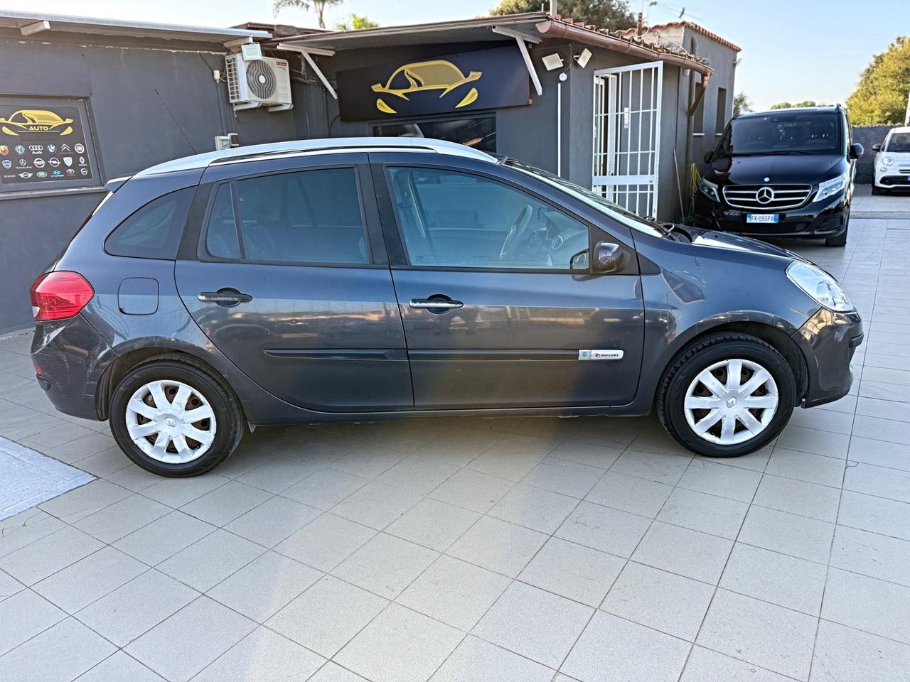 Renault Clio 1.2 16V SporTour Confort Garanzia 12 Mesi
