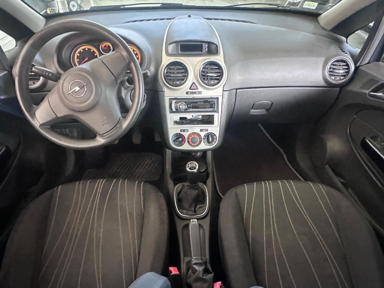Opel Corsa 1.2 5 porte Enjoy