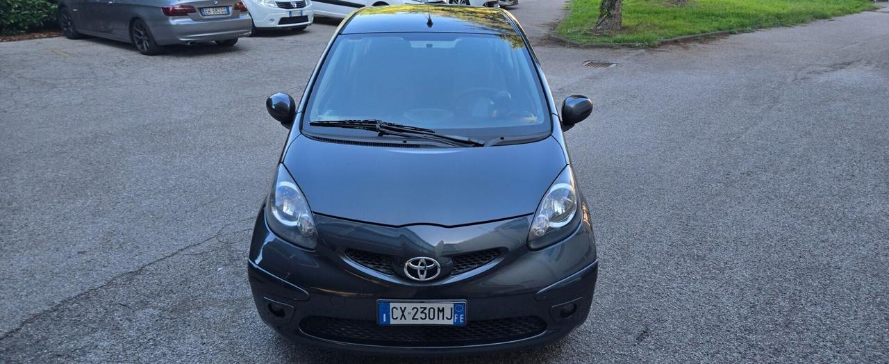 Toyota Aygo 1.0 12V VVT-i 3 porte Sol