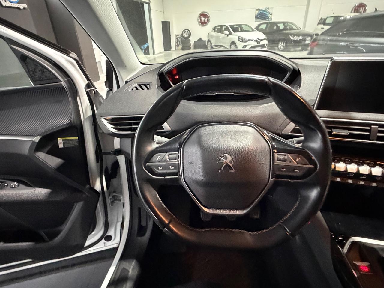 Peugeot 3008 BlueHDi 130 S&S Allure