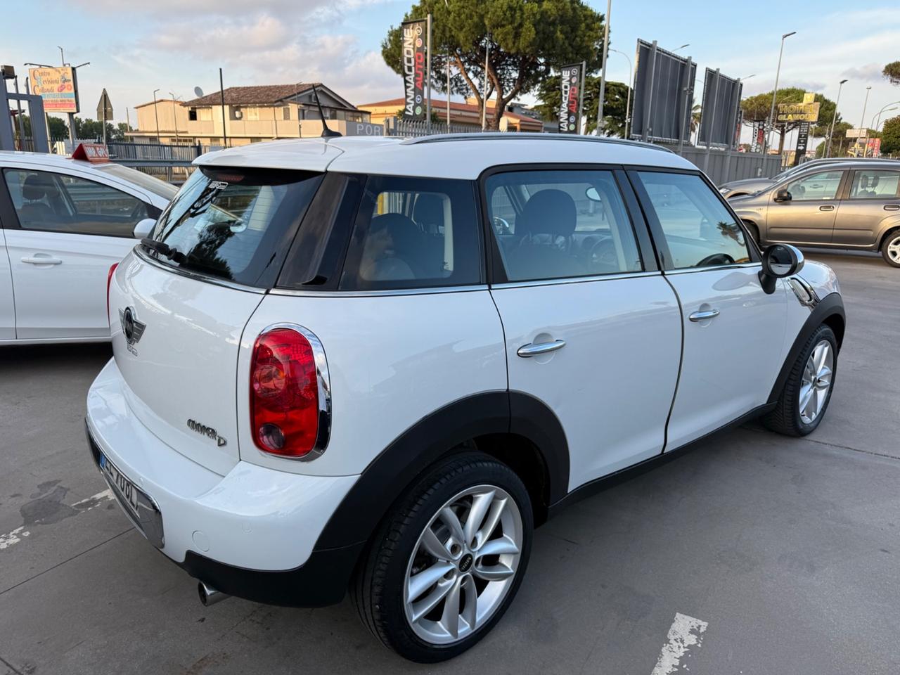 Mini Cooper Countryman 2.0 D Automatica