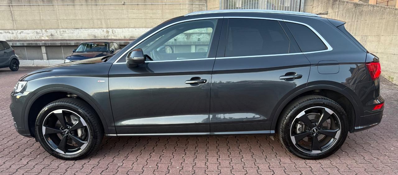 Audi Q5 55 TFSI e quattro S tronic line plus