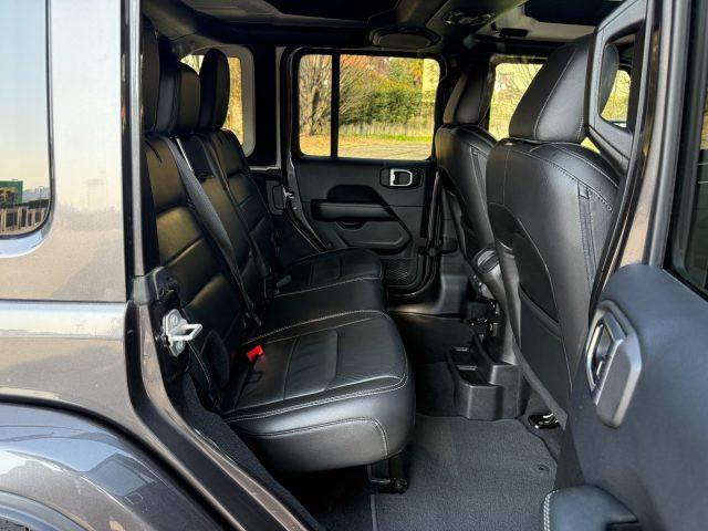 JEEP Wrangler Unlimited 2.2 Mjt II Sahara iva esposta
