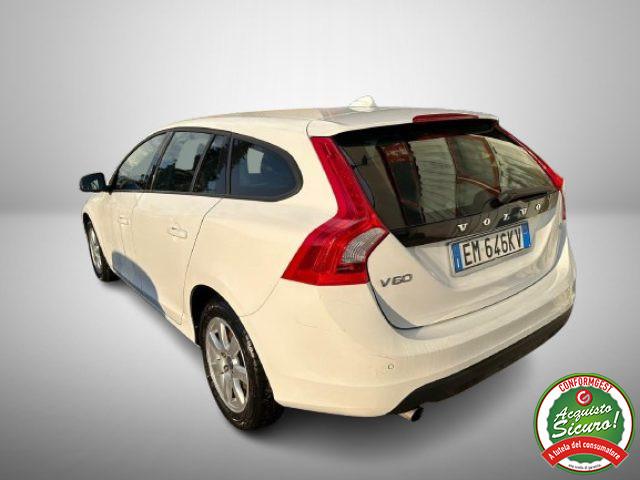 VOLVO V60 D2 1.6 Momentum