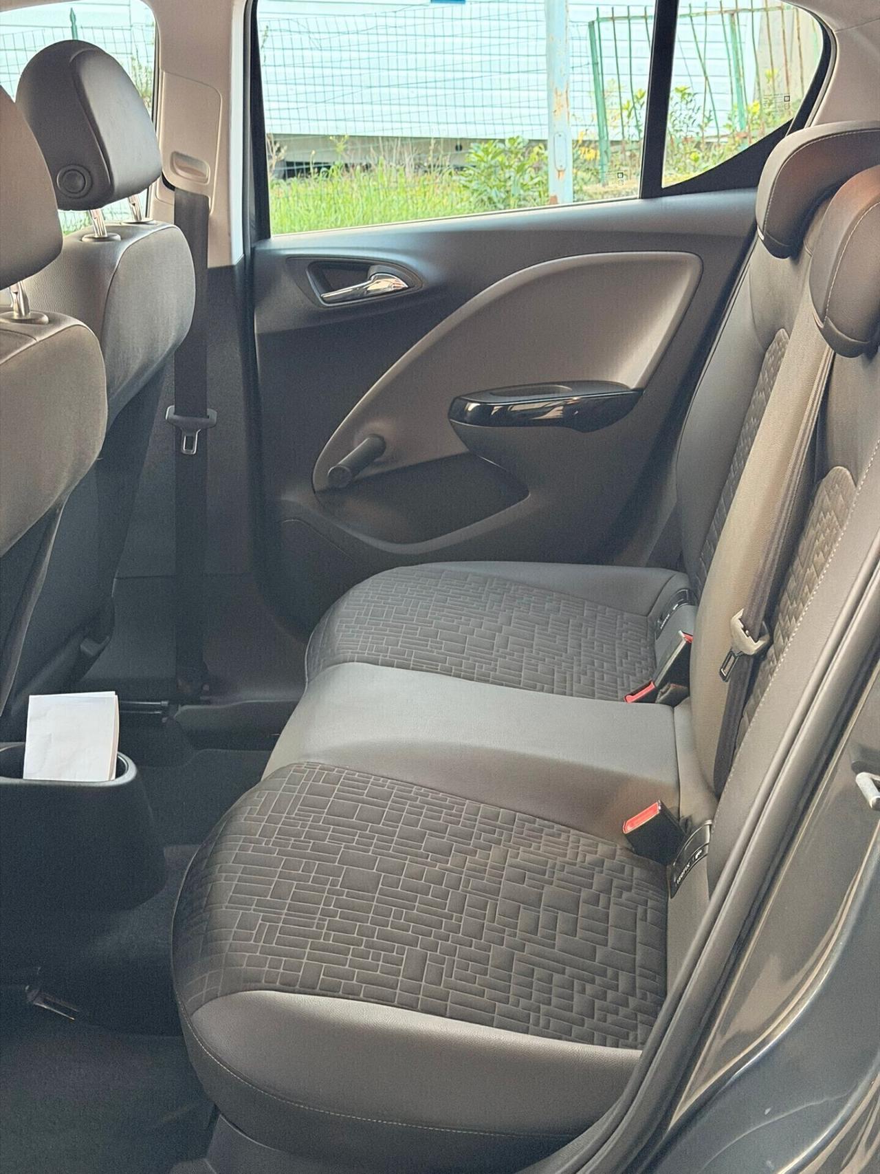 Opel Corsa 1.4 90CV GPL Tech 5 porte Innovation