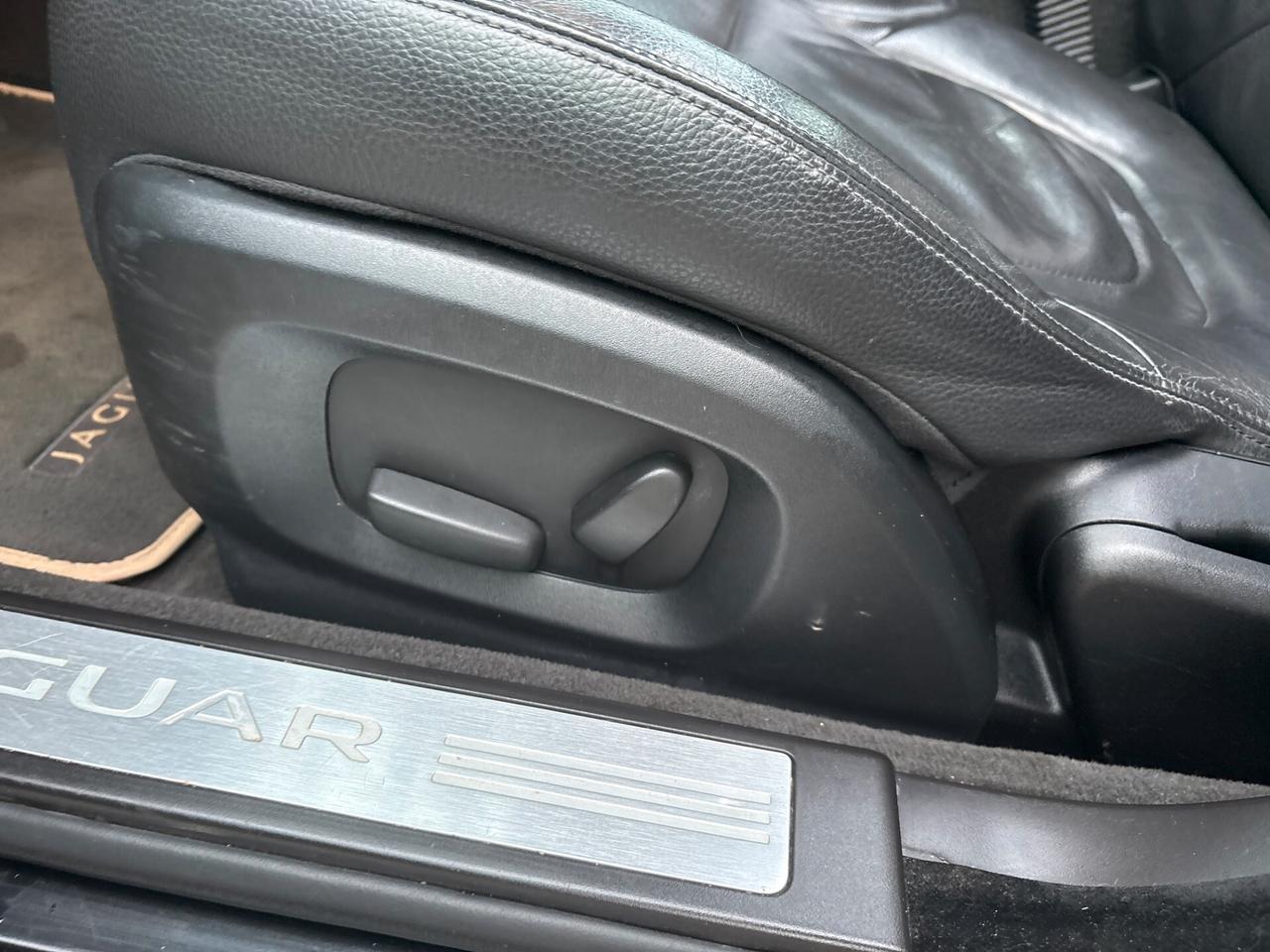 Jaguar XF 2.2 D 200 CV -Full