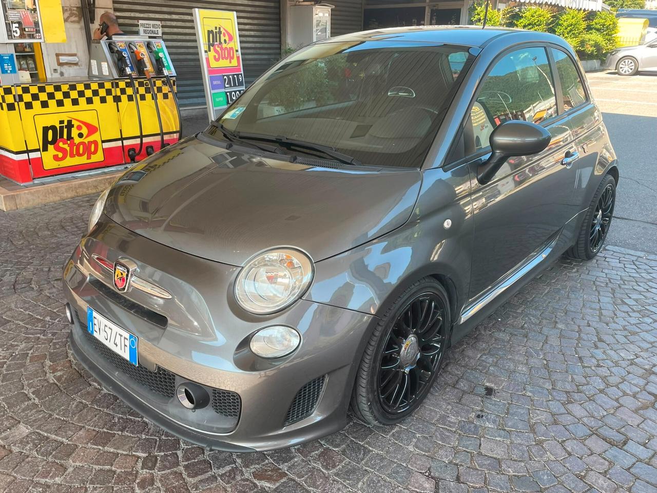 Abarth 500 1.4 Turbo T-Jet Custom
