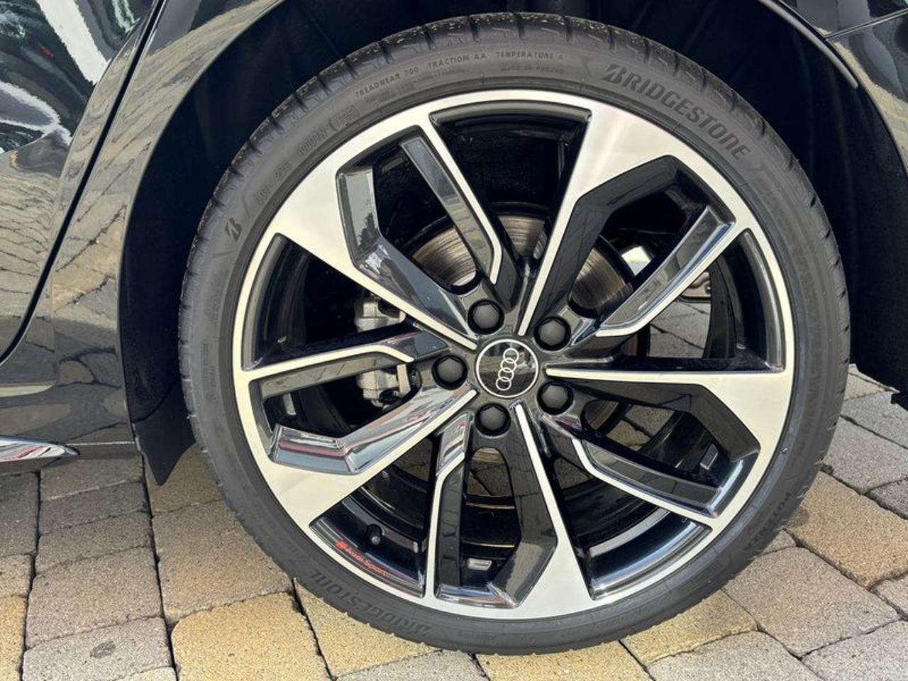 Audi A3 SPB TDI 110 kW S tronic S line edition MATRIX-19"