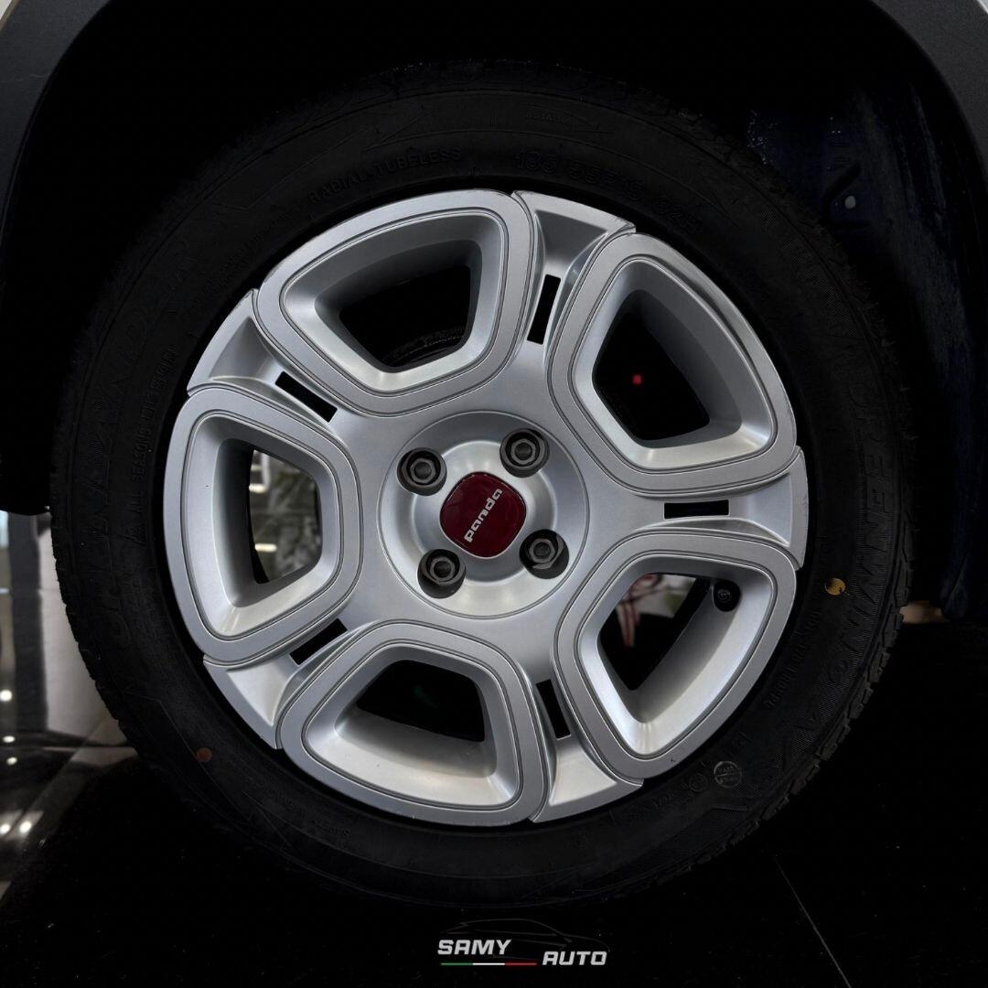 Fiat Panda 1.0 FireFly S&S Hybrid Red