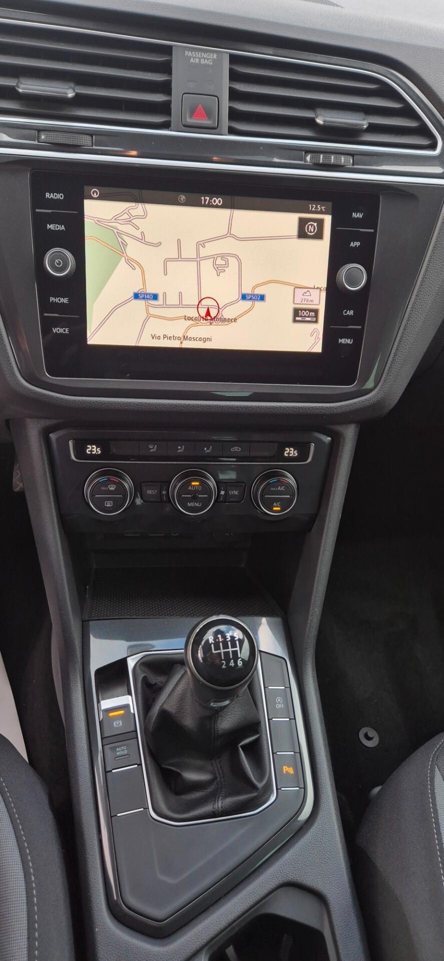 Volkswagen Tiguan 1.6 TDI SCR Business NAVI PLUS