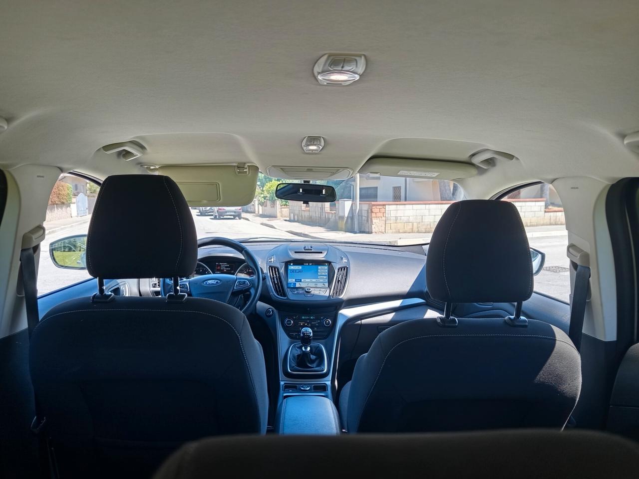 Ford Kuga 1.5 TDCI 120 CV S&S 2WD ST-Line
