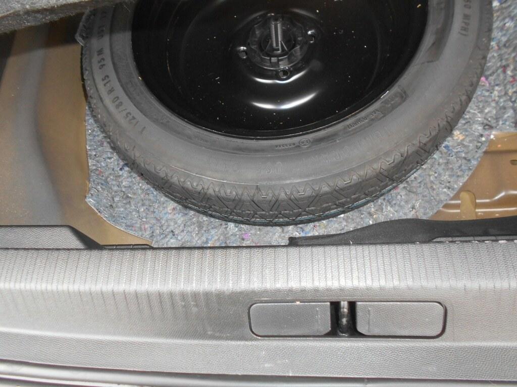 Peugeot 2008 1.5 BlueHDi Allure EAT8