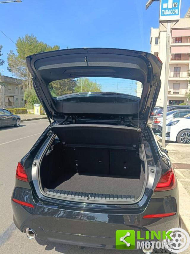 BMW 118 d 5p. Business Advantage