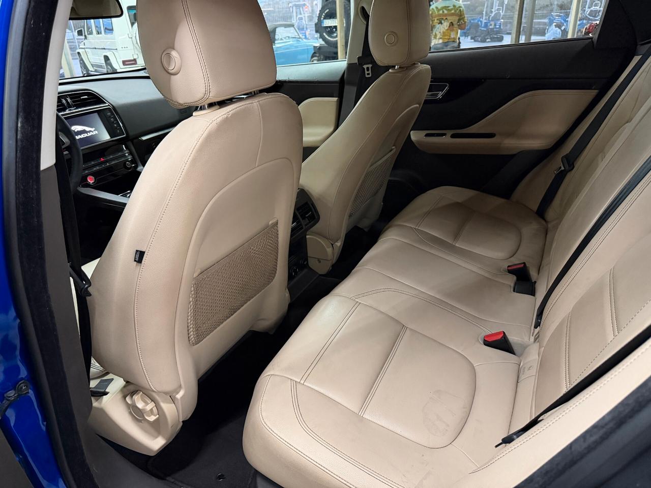 Jaguar F-Pace 2.0 D 180 CV - 24 MESI DI GARANZIA