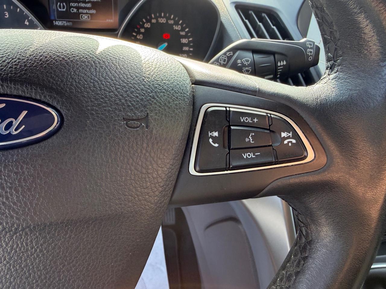 Ford Kuga 1.5 TDCI 120 CV S&S 2WD Titanium