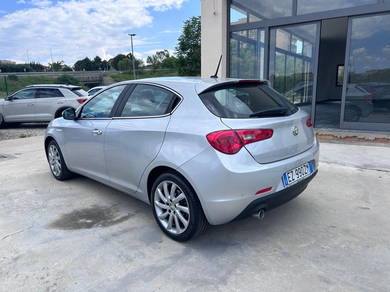 Alfa Romeo Giulietta 1.6 JTDm-2 105 CV Exclusive
