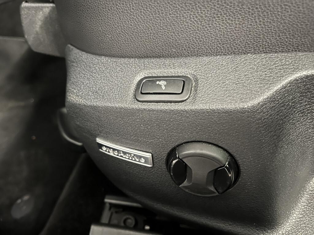 VW Golf VII 2.0 TDI R-line Alu 18 Euro 6