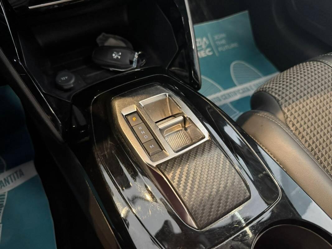 Peugeot 208 1.2 puretech Allure Pack s&s 130cv eat8