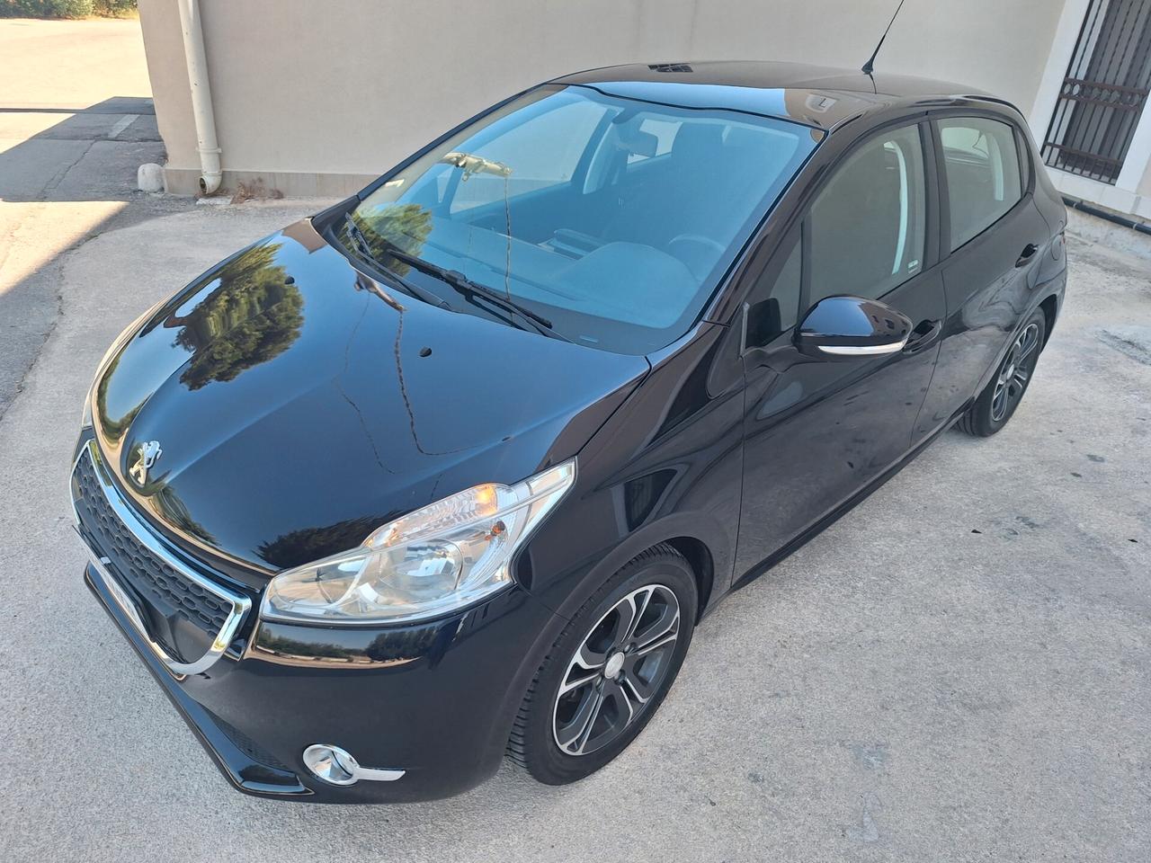 Peugeot 208 1.4 HDi 68 CV 5 p PERFETTA 2015