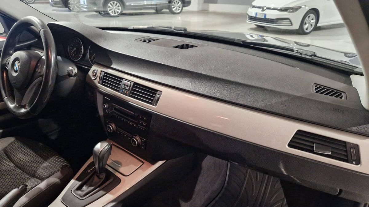 BMW Serie 3 Touring 318d 2.0 Attiva 143cv FL