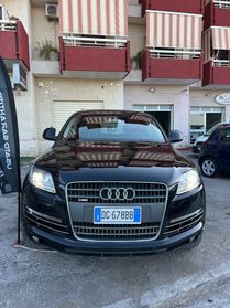 Audi Q7 3.0 V6 TDI 233CV quattro tiptronic